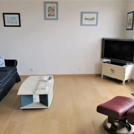 Διαμέρισμα Bel Renove Avec Parking Au Centre-ville De - Fr-1-368-247 *