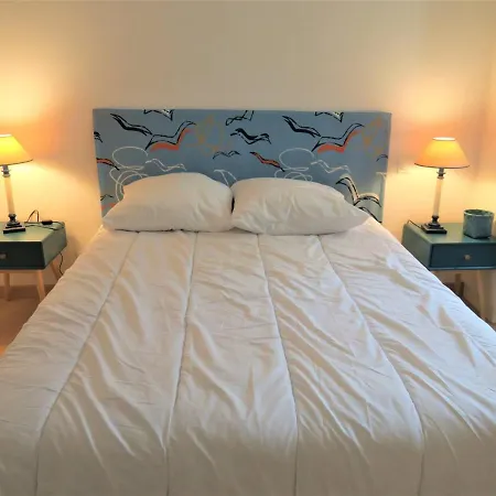 Bel Renove Avec Parking Au Centre-ville De - Fr-1-368-247 Διαμέρισμα *